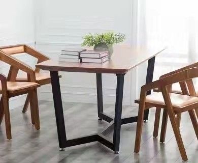 European MDF Wooden Table And Chair Anti Corrosion Insect Prevention